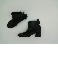 Women's leather high heels