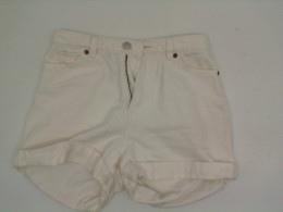 White women's shorts White women's shorts