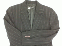 Gray striped jacket DKNY ESSENTIALS size 6 Gray striped jacket DKNY ESSENTIALS size 6