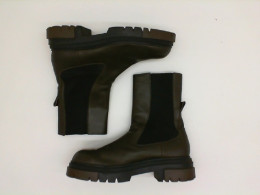 Brown boots ZARA size 40 Brown boots ZARA size 40