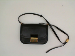Black women's handbag CHARLES & KEITH