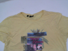 T-Shirt (Yellow)