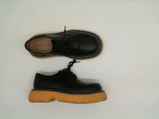 Men's black boots with high soles Men's black boots with high soles