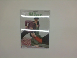 Magazine In with the new Mint pre-spring 2022 START THE YEAR Two of a Kind Magazine In with the new Mint pre-spring 2022 START THE YEAR Two of a Kind