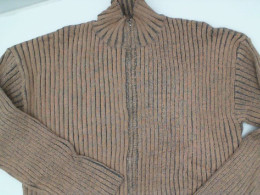 Long Sleeve T-Shirt (Brown)