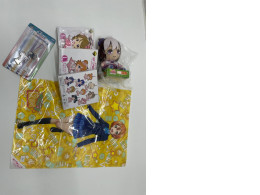 K-on set, out of oilcloth, 4 key chains and a plush toy K-on set, out of oilcloth, 4 key chains and a plush toy