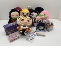 Demonslayer gift set, out of 7 soft toys, 3 plush keychains, mug, coaster, mini puzzles and rubber key rings