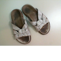 Women's slippers, gray