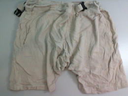 Men's beige cotton shorts