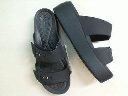 Women's rubber platform shoes black Crocs