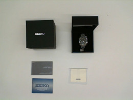 Watch SEIKO x Automatic diver's 200m series 381375 set with box, case, cleaning cloth and instruction manual