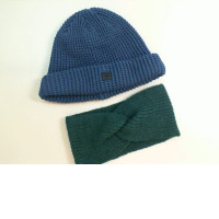 set of women's knitted hat + knitted headband