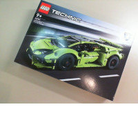 Lego Technic green car