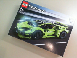 Lego Technic green car