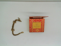 Souvenir dragon figurine with red case