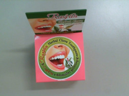 Tooth whitening powder Thailand