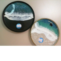 Set of 2 ceramic plates with sea