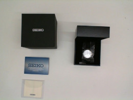 SEIKO SERIAL 372165 watch complete with box, case, cleaning cloth and instruction manual