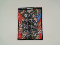 Long Dress (Green+Red Brooch Pattern) Long Dress (Green+Red Brooch Pattern)