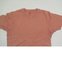Light pink UNIQLO t-shirt size XL