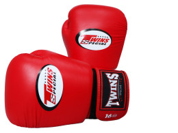 TWINS BOXING GLOVES red colour
