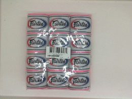 Set of FAIRTEX pink HW2 handwraps
