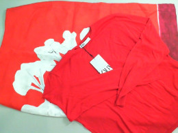 Set ZARA Red skirt with white flower + red long sleeve jacket