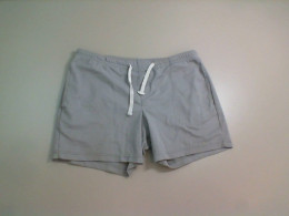 Men's sports shorts, gray