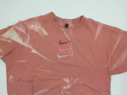 Pink NIKE t-shirt