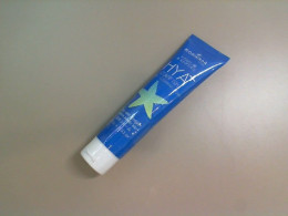 Facial cleansing foam HYA+