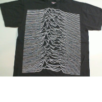 T-shirt Black Color Mountains stripes Size L T-shirt Black Color Mountains stripes Size L