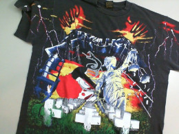 T-shirt Black color Metallica Size L