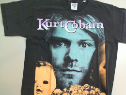 T-shirt Curt Cobain Size XL Black Color T-shirt Curt Cobain Size XL Black Color