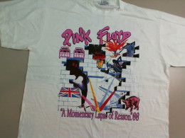 T-shirt Pink FLoyd Size XL White color T-shirt Pink FLoyd Size XL White color