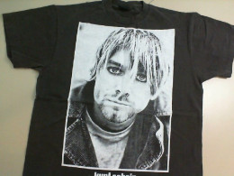 T-shirt  Kurt Cobein 1967-1994 Size L 