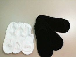 Set of 6 pairs of socks 3 black + 3 white Set of 6 pairs of socks 3 black + 3 white
