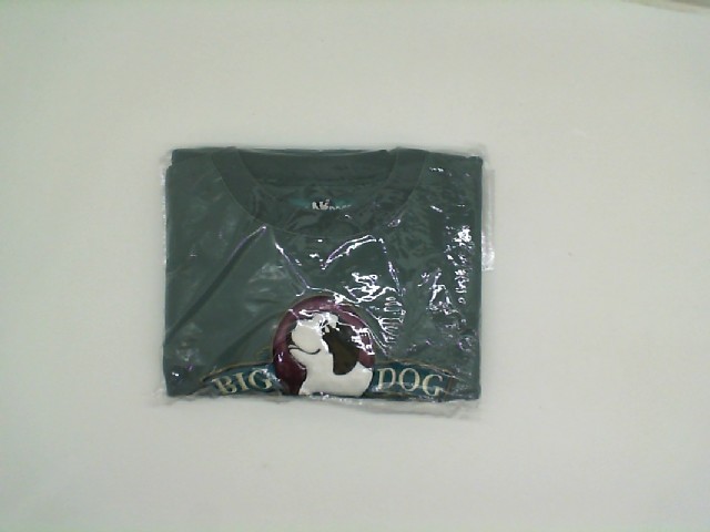 Green longsleeve with BIG DOG print Green longsleeve with BIG DOG print