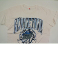 White t-shirt with GEORGETOWN print White t-shirt with GEORGETOWN print