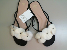 ZARA women's summer flip flops black