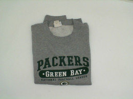 Grey longsleeve with PACKERS GREEN BAY print