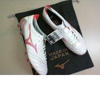 Football boots, white with studded sole Made in Japan