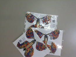 Paper helicopter butterflies