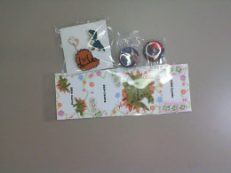 Set of 3 clothing badges + stickers