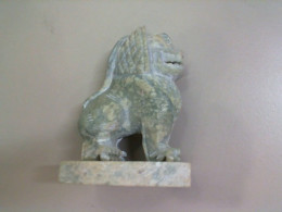 Lion statue, stonу Thailand