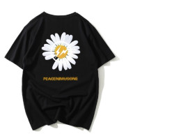 T-Shirt (Black Daisy)