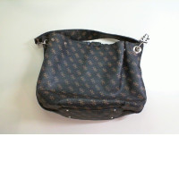 Dark brown bag with short strap