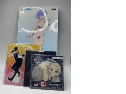 Set of 4 acrilyc stands Set of 4 acrilyc stands