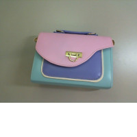 Women's bag, with handle, bright