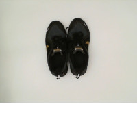 sports shoes black glod sports shoes black glod