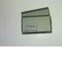 empty balenciaga box